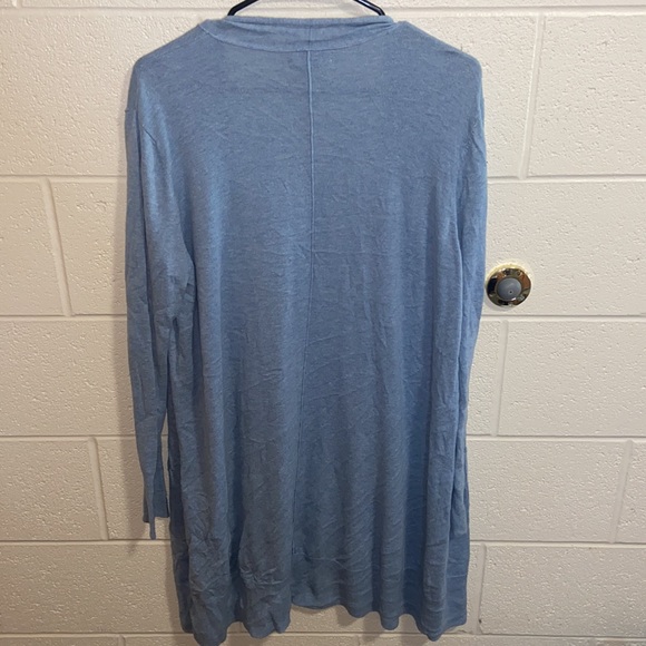 Cardigan - Picture 2 of 4